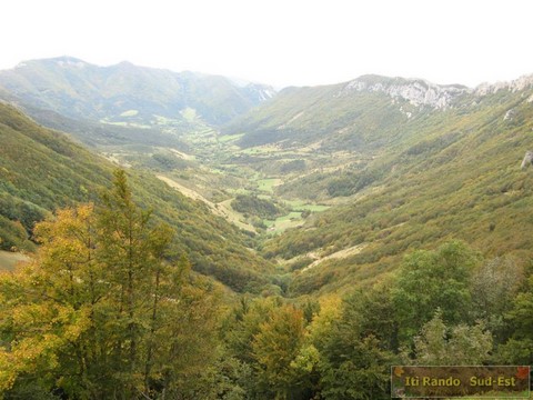 OMBLEZE, Tour du Vallon